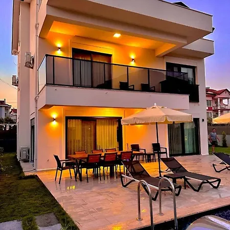 Senigus Hotell Fethiye